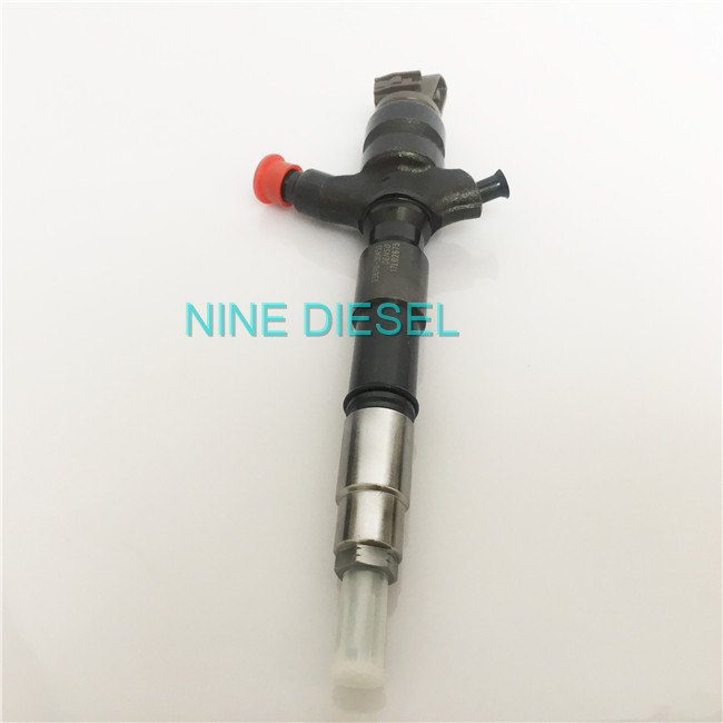 Toyota Hilux 2KD-FTV Denso Wtryskiwacze paliwa Denso do silnika Common Rail